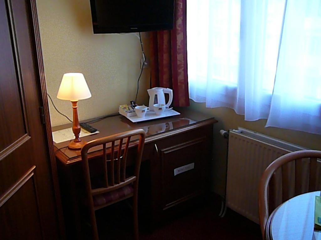 Logis Hôtel Hamiot Boulogne-sur-Mer Chambre photo
